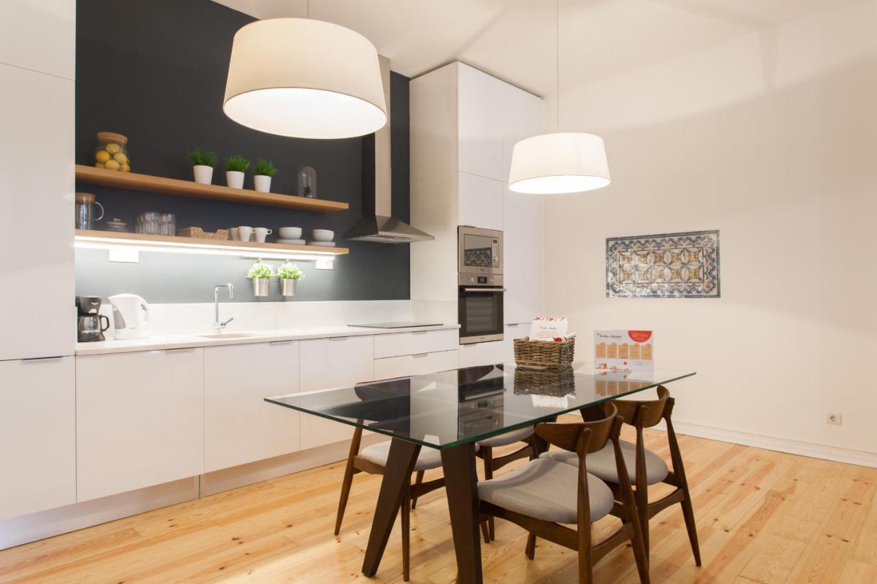 Flh Baixa Family Apartment Lisboa Rum bild